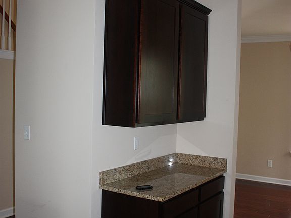 5th image of 2416 Alder Pl