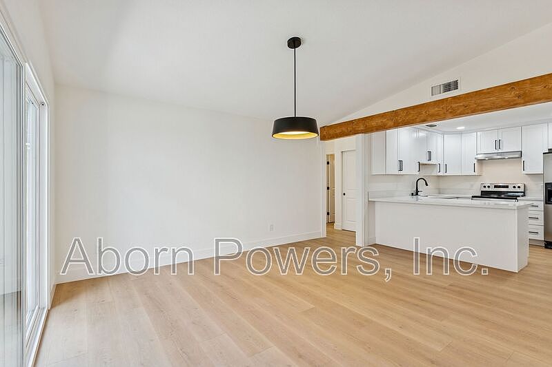 1st image of 9752 Woodhollow Way