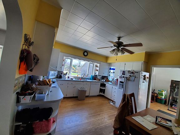 5th image of 1346 N Crystal Ave