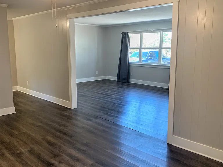 2125 Cherry St SE — Photo 7