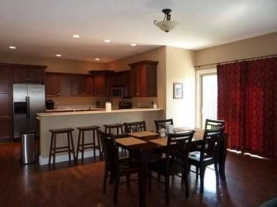 3rd image of 716 Clearwater Ct