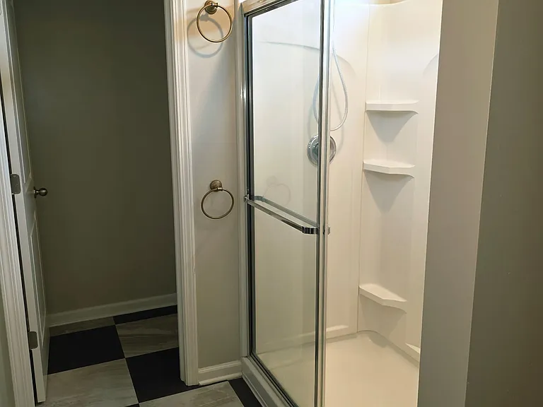 MASTER SHOWER