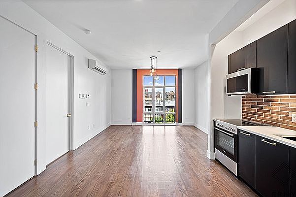 1st image of 99 Varet St #4H