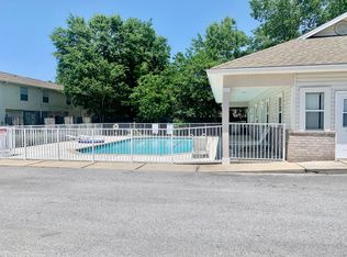 1856 Shay Lin Ct #B8, Niceville, FL 32578