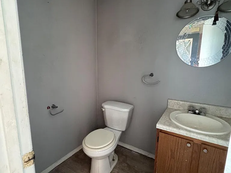 1602 Pine Tree Trl — Photo 3