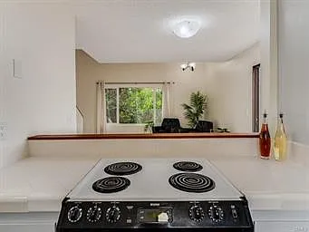1201 Santa Ynez Ave #E — Photo 6
