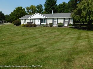 954 W Ash St, Mason, MI 48854
