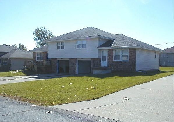 1st image of 814 Shannon Ln