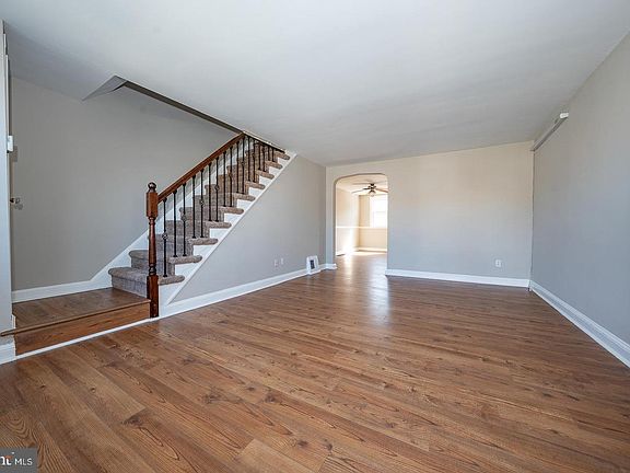 4th image of 126 Academy Rd