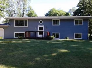 26827 Lakeview Dr, Wind Lake, WI 53185