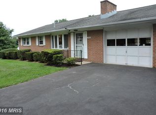 17957 Oak Ridge Dr, Hagerstown, MD 21740