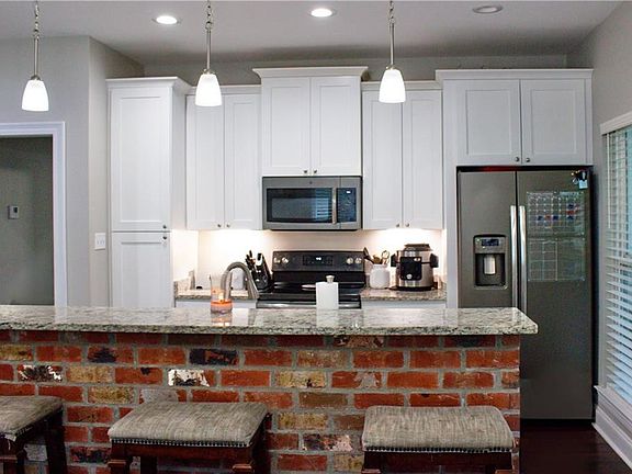 4th image of 34076 Tupelo Ln