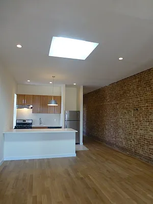 Rented by Bohemia Realty Group | media 33