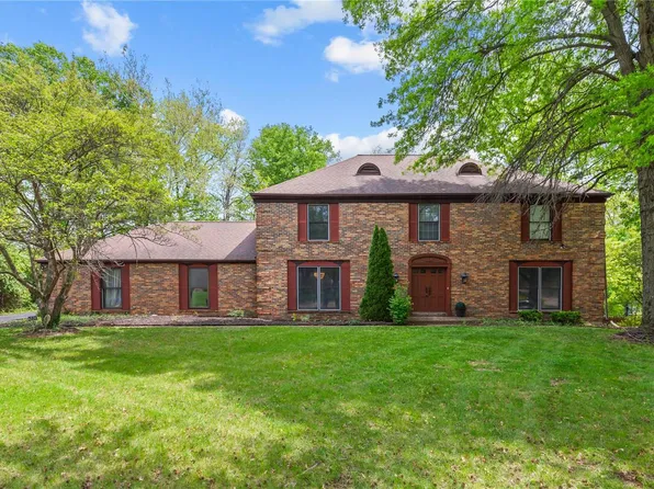 1524 Candish Ln, Chesterfield, MO 63017