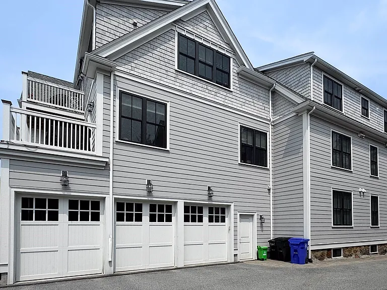 44 Evergreen St #4 — Photo 26