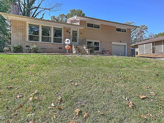 2nd image of 2325 Inglewood Dr
