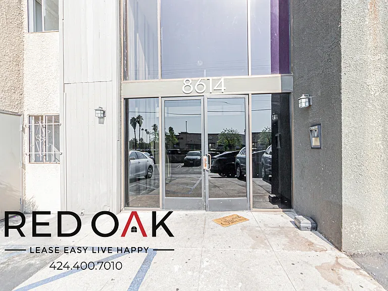 8614 Woodley Ave #219 — Photo 10