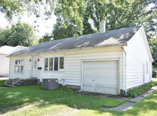 511 N Hibbard St, Staunton, IL