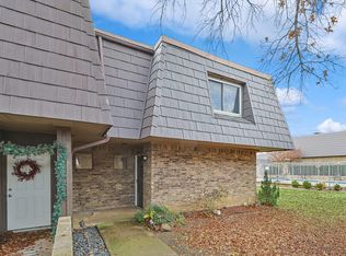 207 E Harwood Rd APT 5, Euless, TX 76039