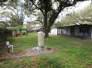 912 W Wheeler Rd, Brandon, FL 33510