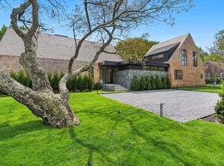 5 Bayberry Ln, Sag Harbor, NY 11963
