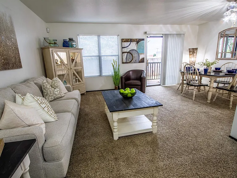 ONE MONTH FREE! APPLY FREE! VIRTUAL TOURS! — Photo 51