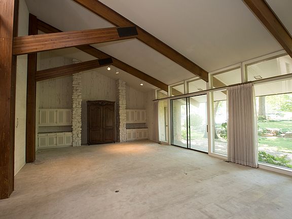 Immaculate great room