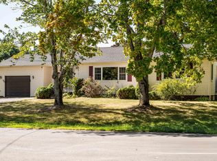 49 Perry Rd, Hampden, ME 04444