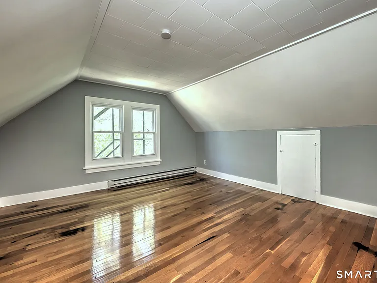 90 N Turnpike Rd #3 — Photo 21