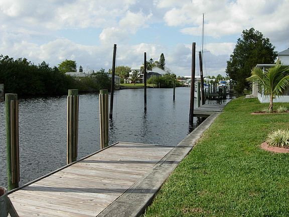 Gulf Access/Dock/Seawall