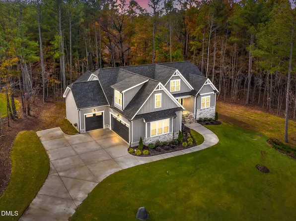 3925 Cedar Knolls Dr, Youngsville, NC 27596