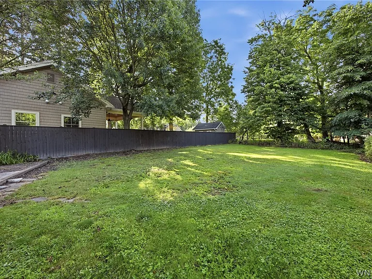 259 California Dr — Photo 27