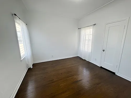 1525 1/2 S Orange Grove Ave — Photo 12