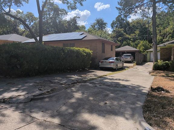 3rd image of 4909 Paloduro Ln