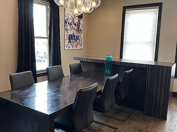 3rd image of 301 S 11th St #303