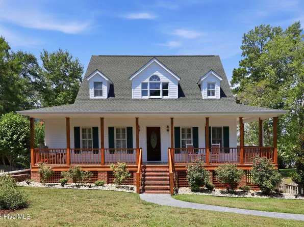 3 Creekside Woods Drive, Swansboro, NC 28584