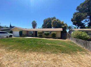 1449 N Canary Dr, Visalia, CA