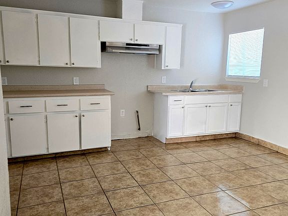 Kitchen, Stove to be installed soon