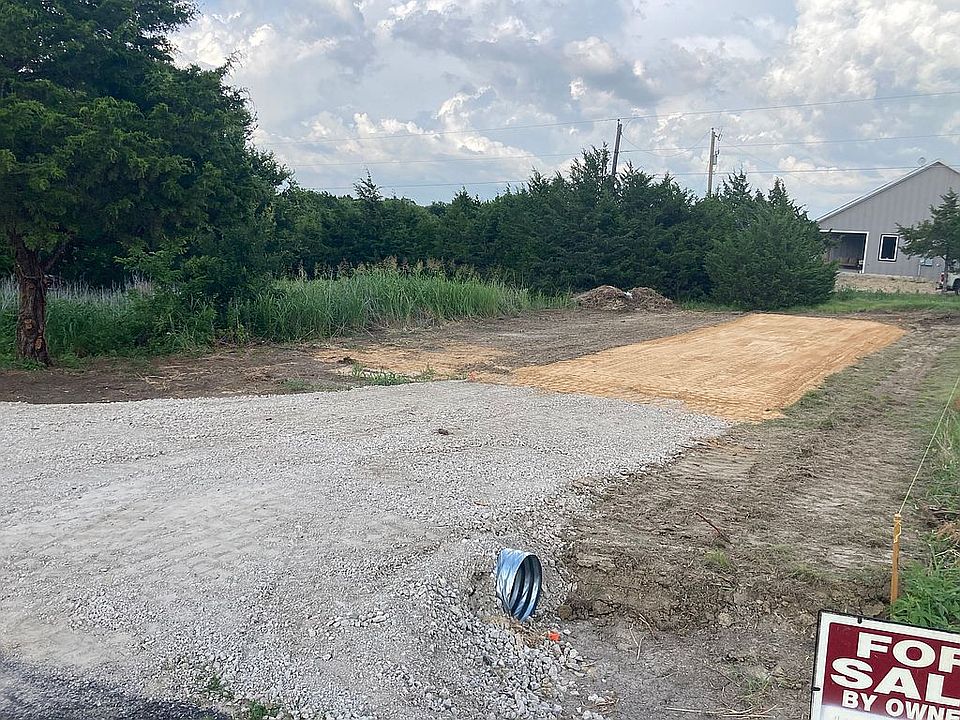 2nd image of 4191 County Road 893