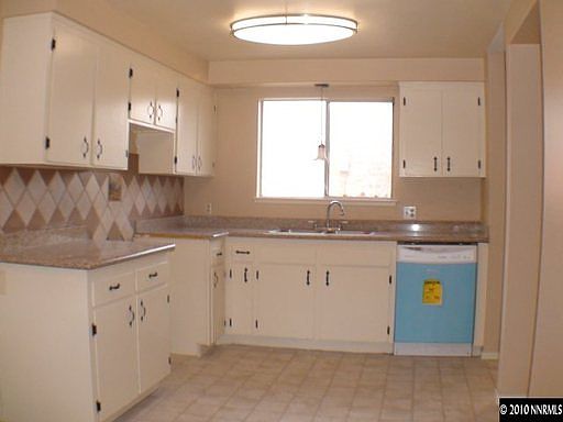 3rd image of 3004 Green Dr