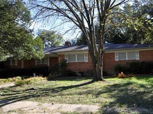105 S 4th St, Grandview, TX 76050