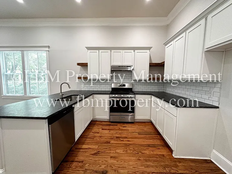 513 Water St — Photo 8