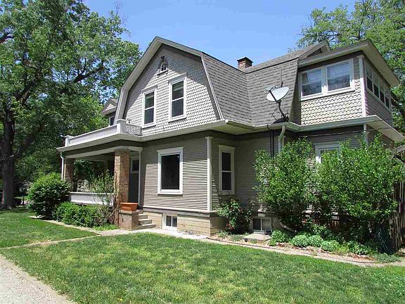 4th image of 403 N Vine St