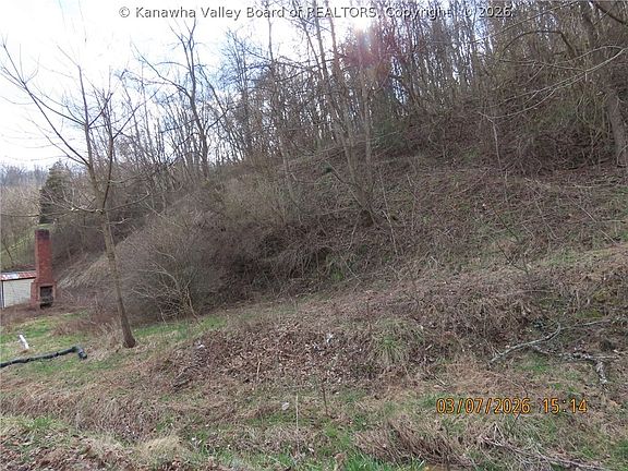 2nd image of 504 Tate Hollow Rd