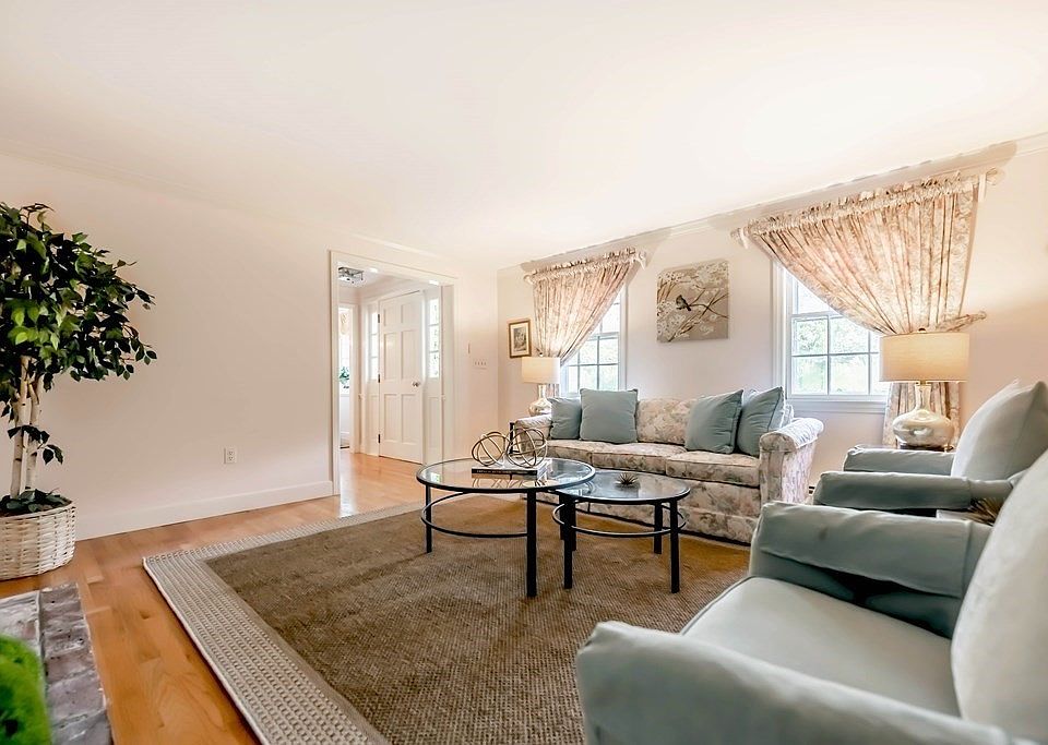 114 Bailey Rd, Andover, MA 01810 Zillow