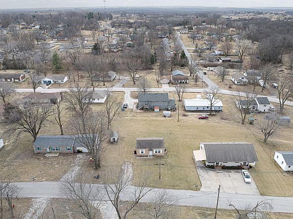 3rd image of 1506 W William St