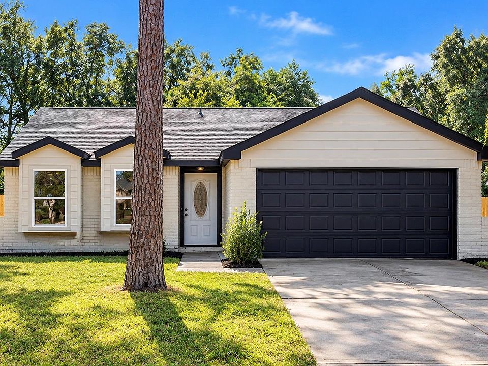 1st image of 7018 Foxmar Ln