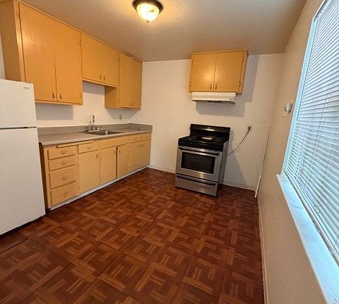 4th image of 410 S 34th St APT A