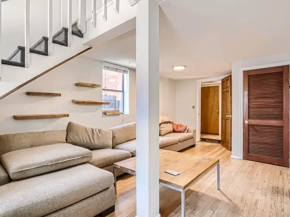 2568 W River Dr, Denver, CO 80211