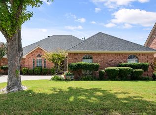 2200 Nugent Dr, Mansfield, TX 76063
